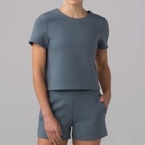 NWOT Lululemon Shaped Short Sleeve Top Striped Sz 10